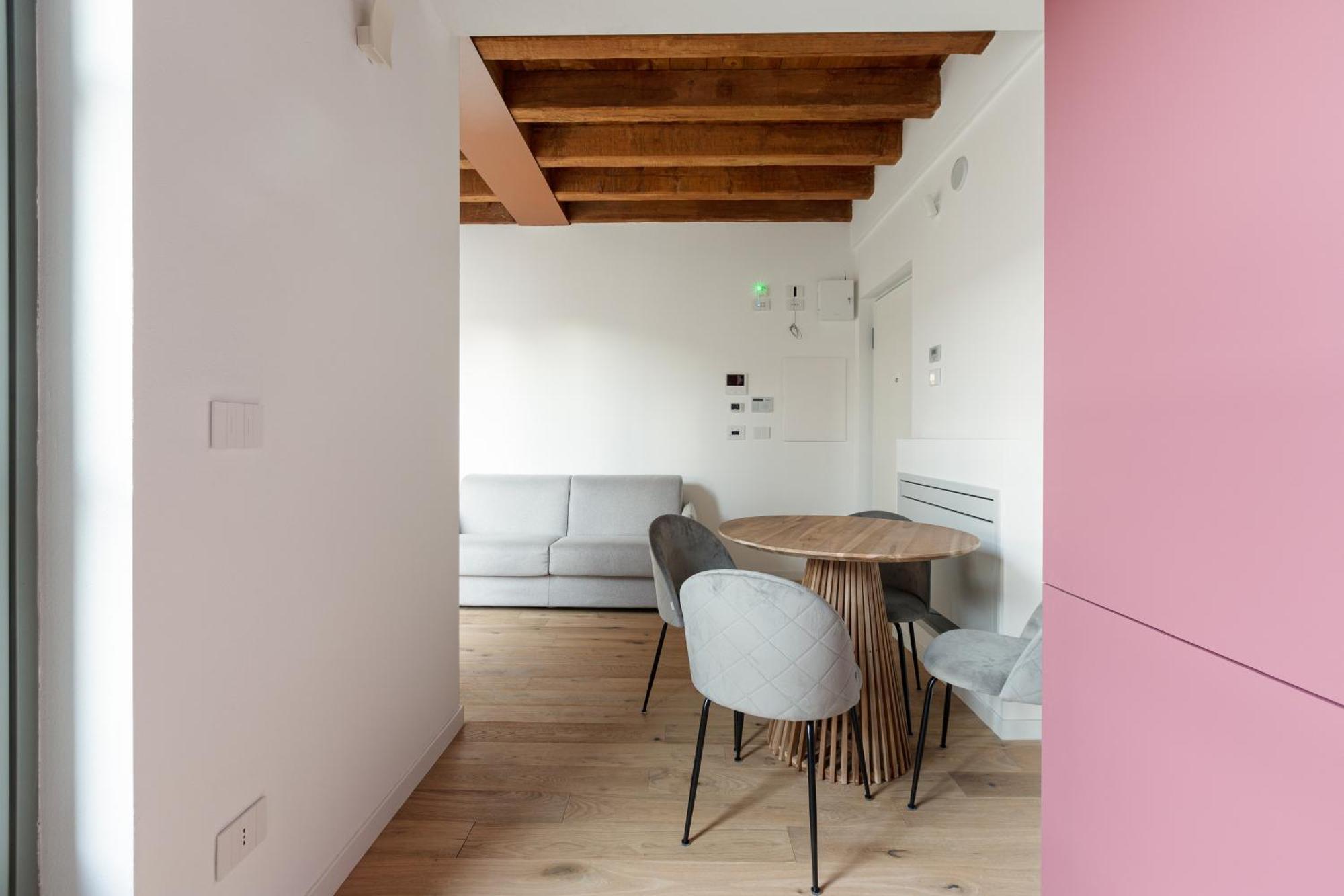 Modern Apartment In Milan With Balcony 외부 사진